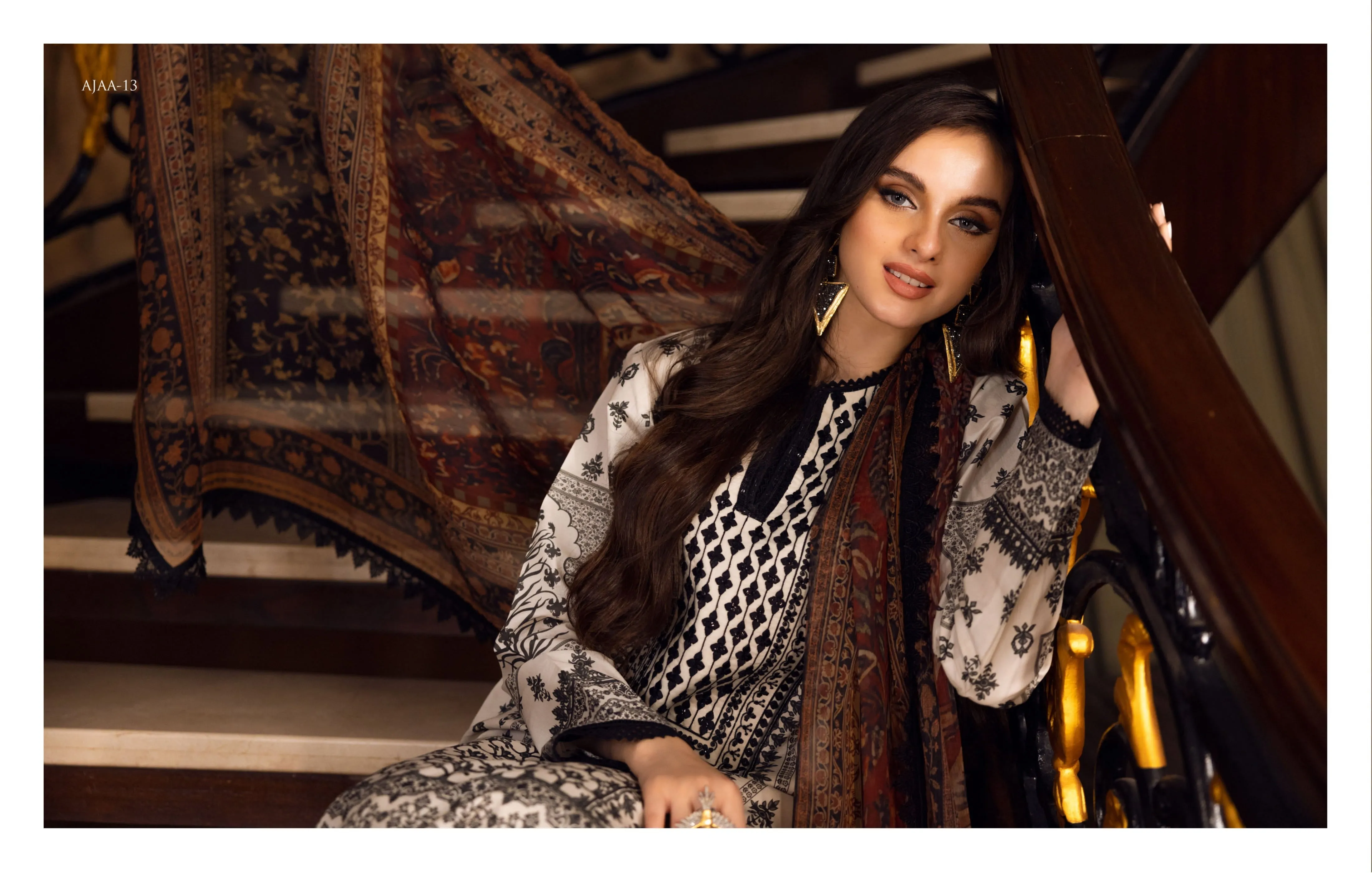 Asim Jofa Luxury Lawn Embroidered Collection 13