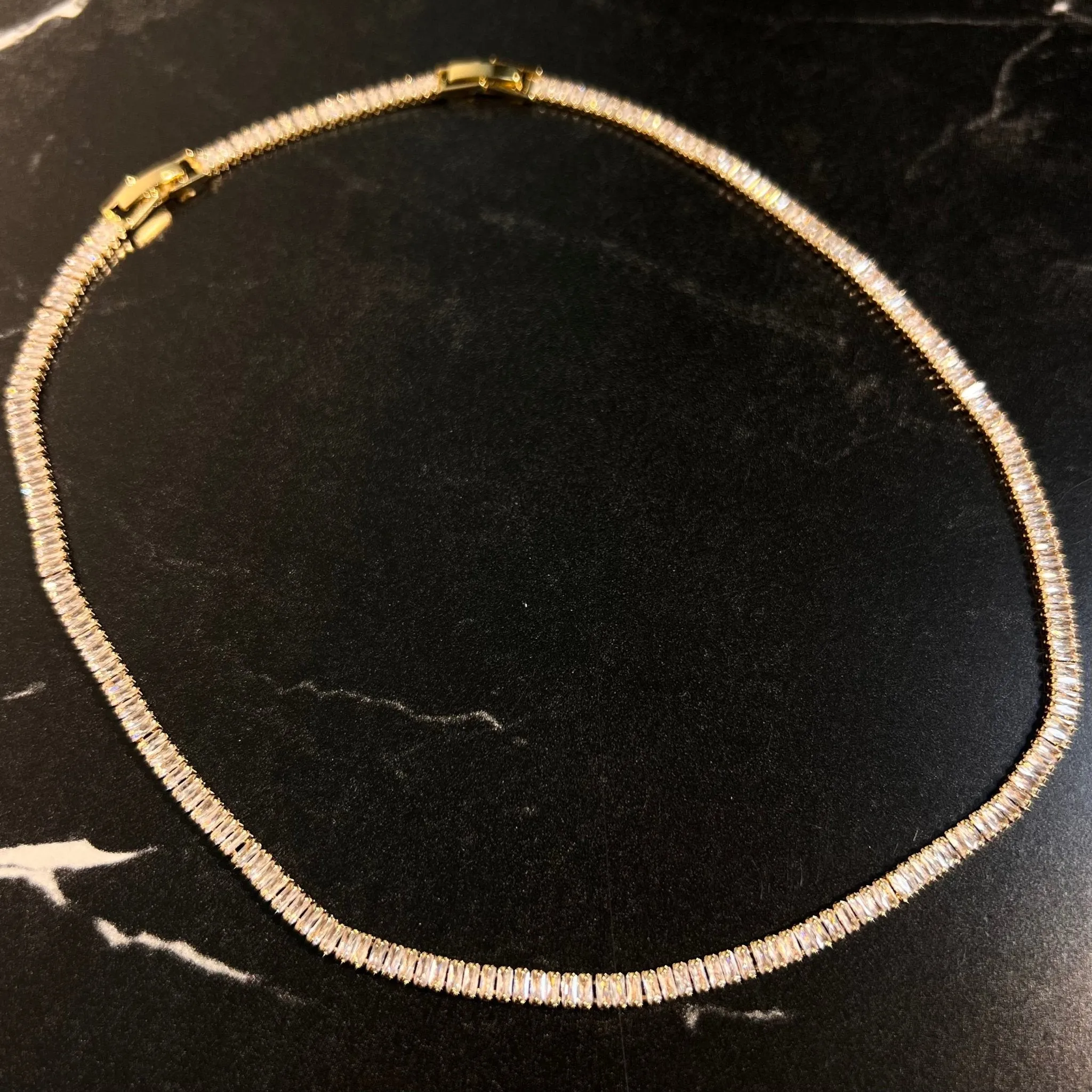 Baguette tennis necklace gold