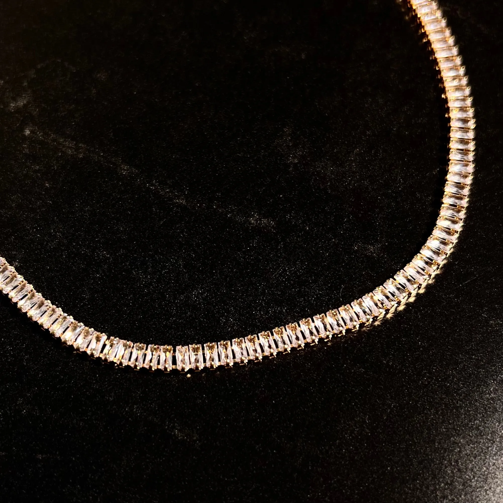 Baguette tennis necklace gold