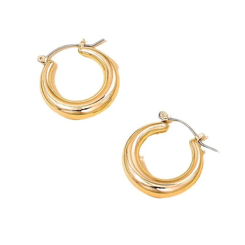 Chic Circular Earrings with Urban Vibe, Stylish Women's Accessory