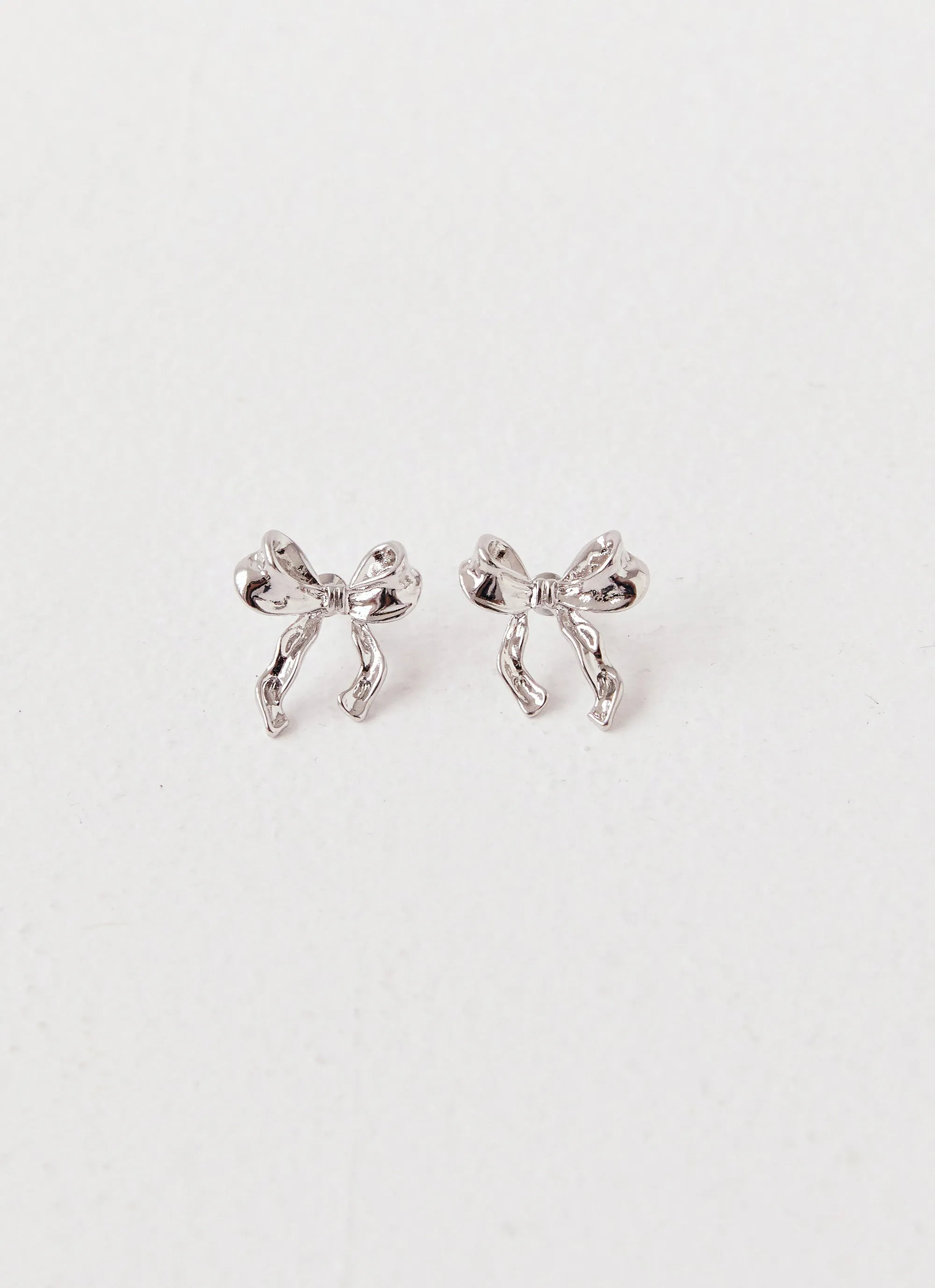 Kindra Mini Bow Earring - Silver