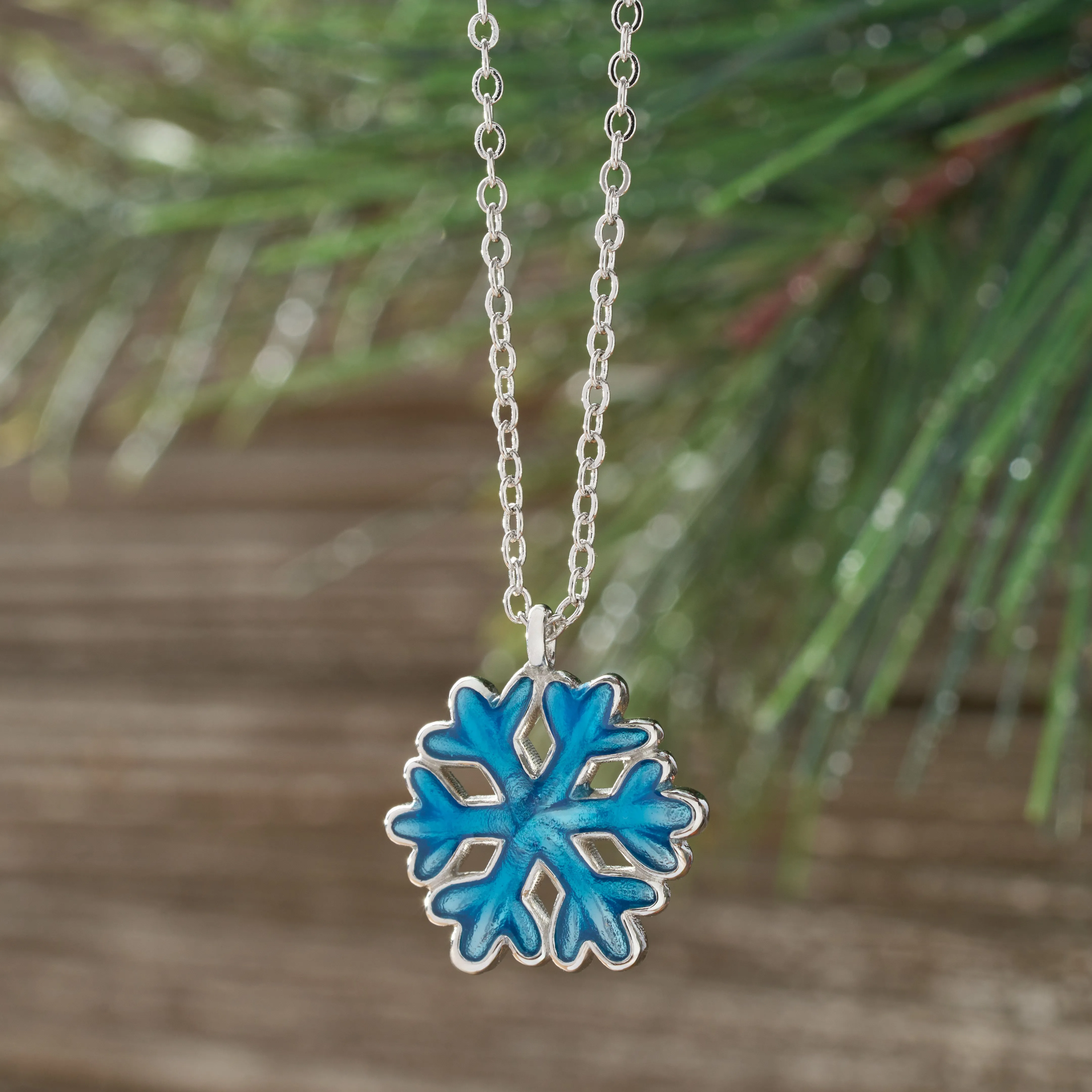 Little Snowflake Necklace