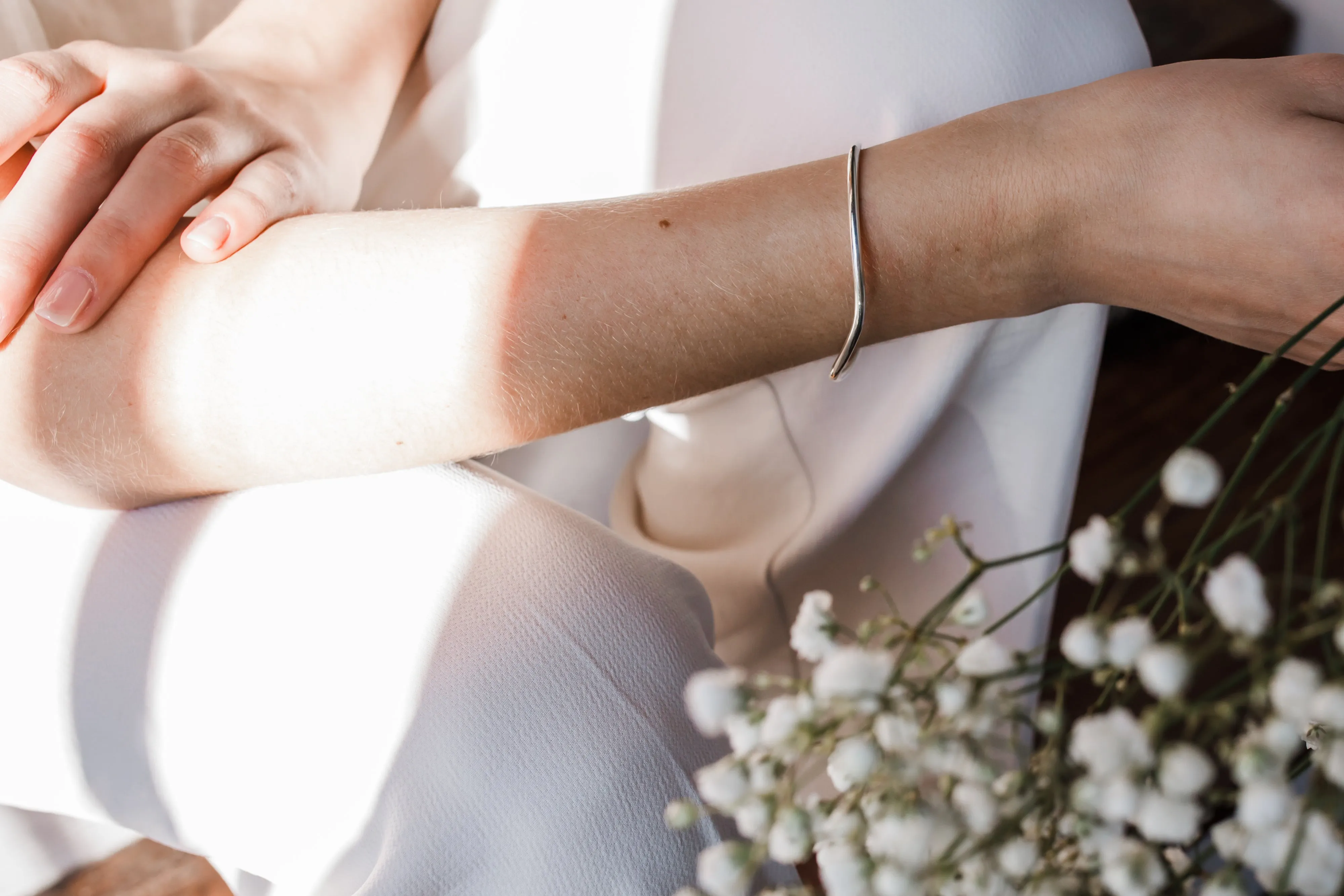 oceana cuff bracelet { gold   silver }