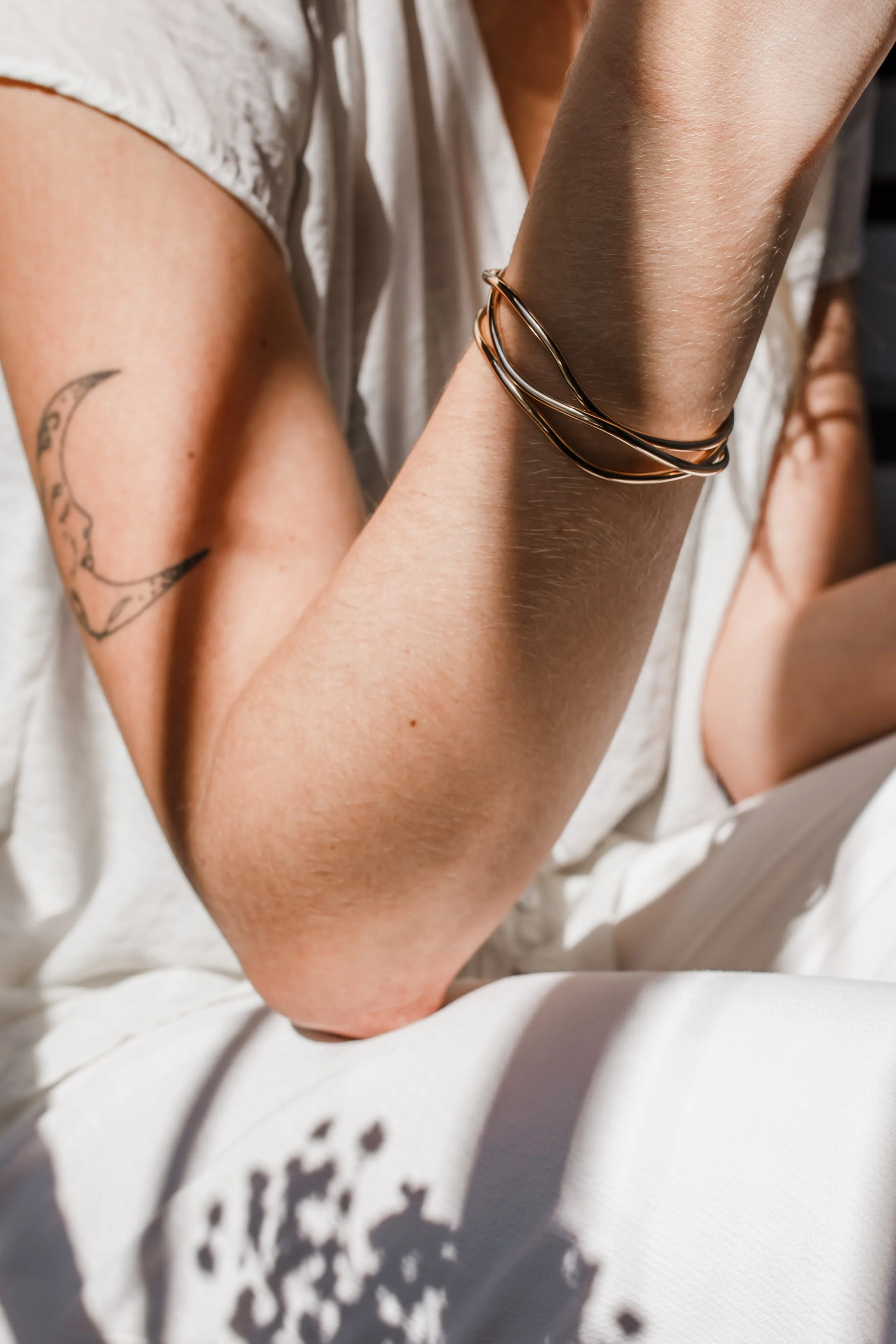 oceana cuff bracelet { gold   silver }