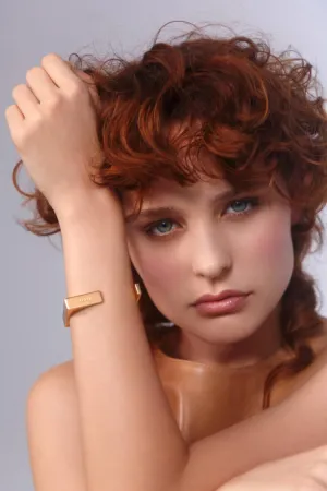 Square bracelet in gold
