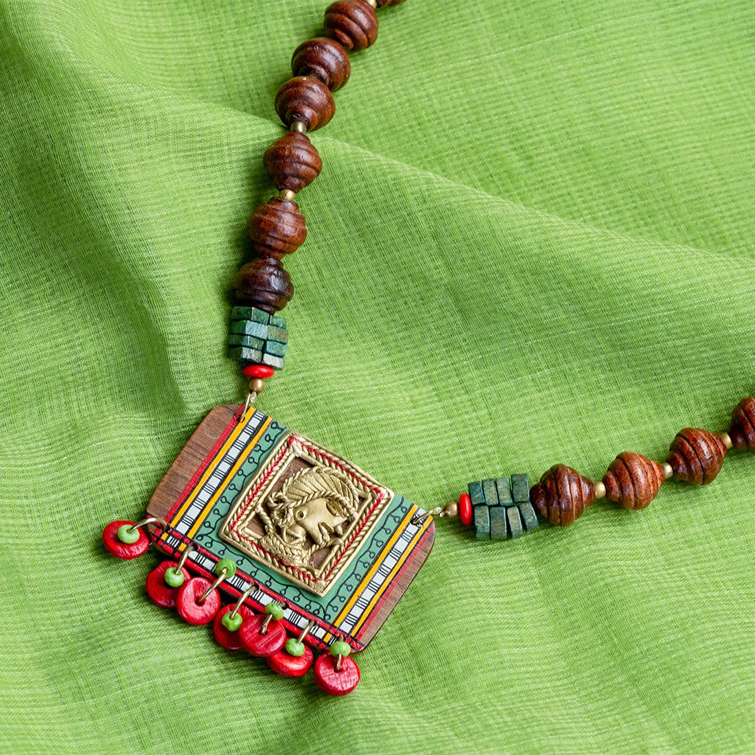 'Tribal Dhokra Girl' Bohemian Brass Necklace Handmade In Dhokra Art (Brass, Wood, Matinee)
