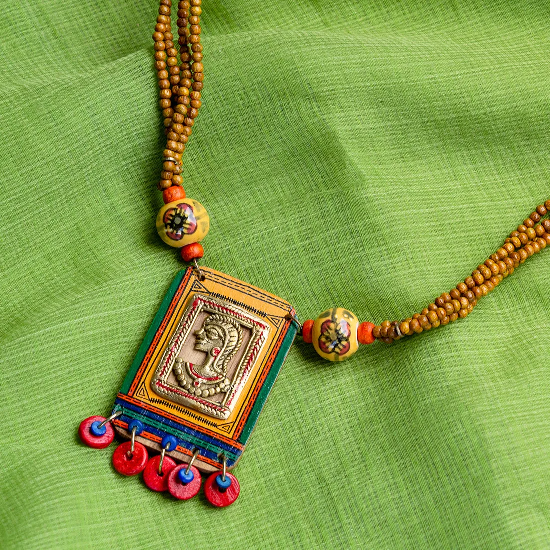 'Tribal Dhokra Woman' Bohemian Brass Necklace Handmade In Dhokra Art (Brass, Wood, Matinee)