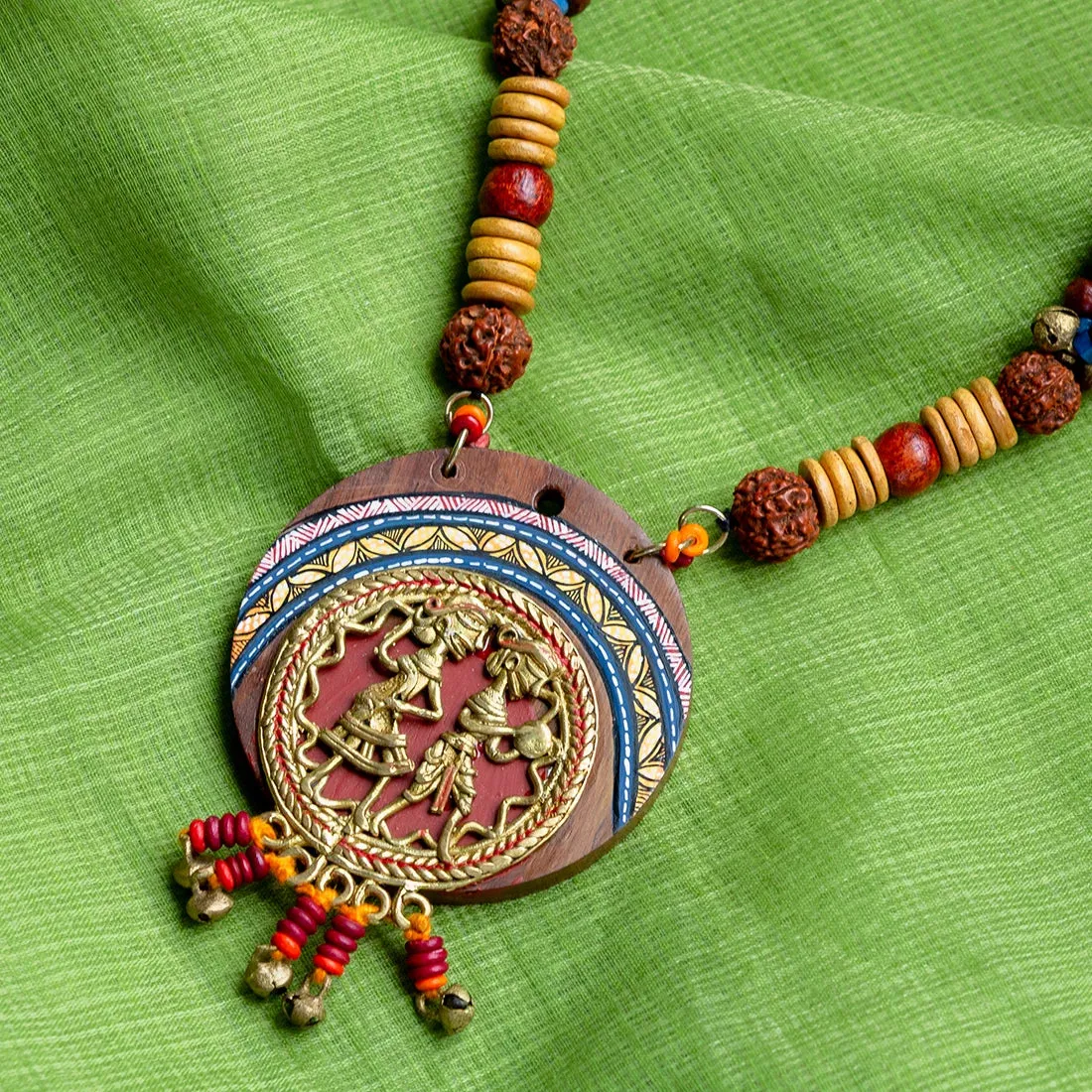 'Tribal Dhokra Women' Bohemian Brass Necklace Handmade In Dhokra Art (Brass, Wood, Matinee)